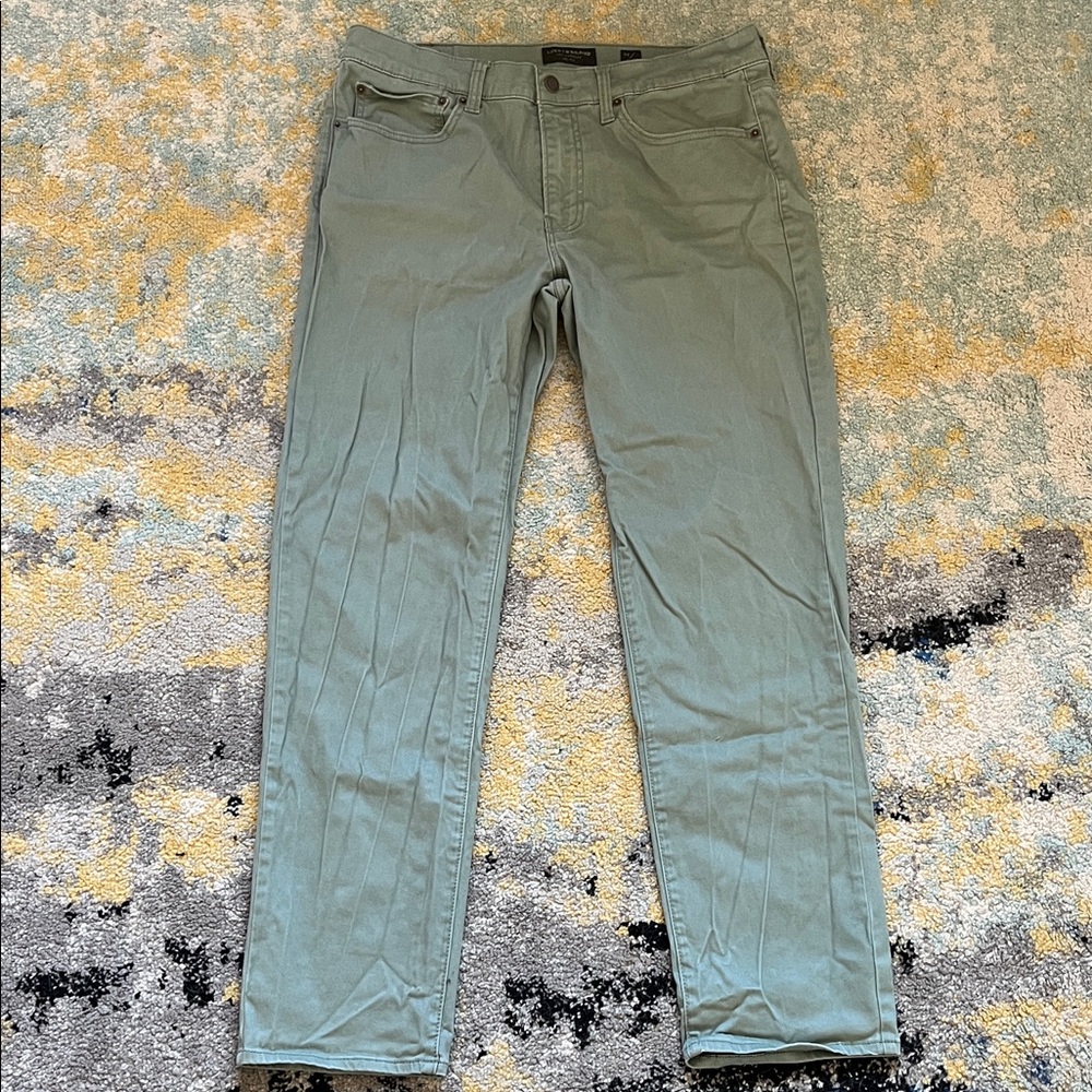 Olive Green Slim-Straight-Leg Pants – Casual Everyday Style
